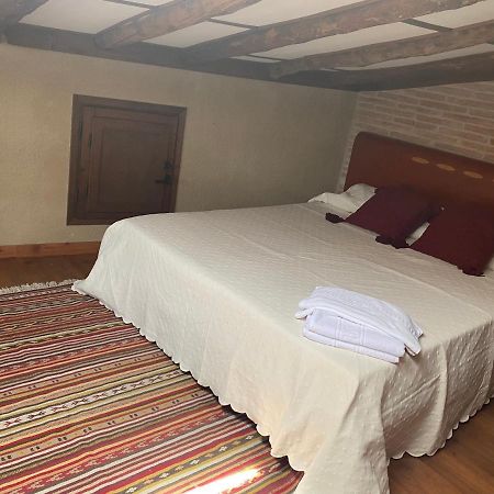فيلا Casa Zapatero En Somontano Salas Bajas المظهر الخارجي الصورة